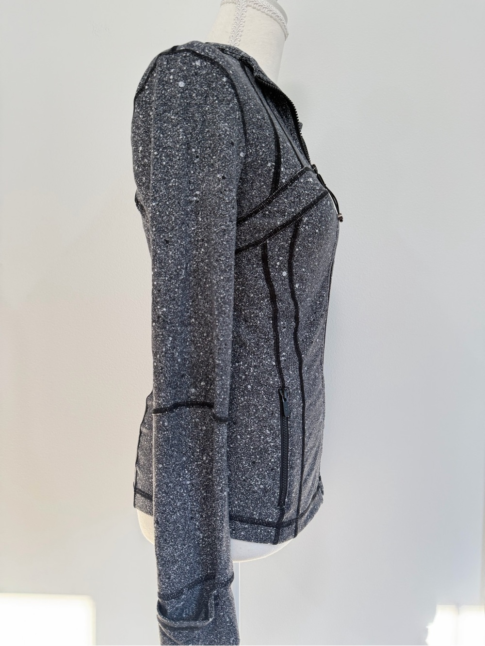 Lululemon Define Jacket in Luminesce Splatter Black and White Full Zip Jacket - Picture 7 of 9